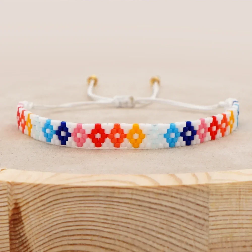 2025 Handmade Beaded Bracelet Flowers Design Originality Gradient Hand Knitting Bohemia Adjustable Fashion Female Simple Beaded
2025 Handmade Beaded Bracelet Flowers Design Originality Gradient Hand Knitting Bohemia Adjustable Fashion Female Simple Beaded