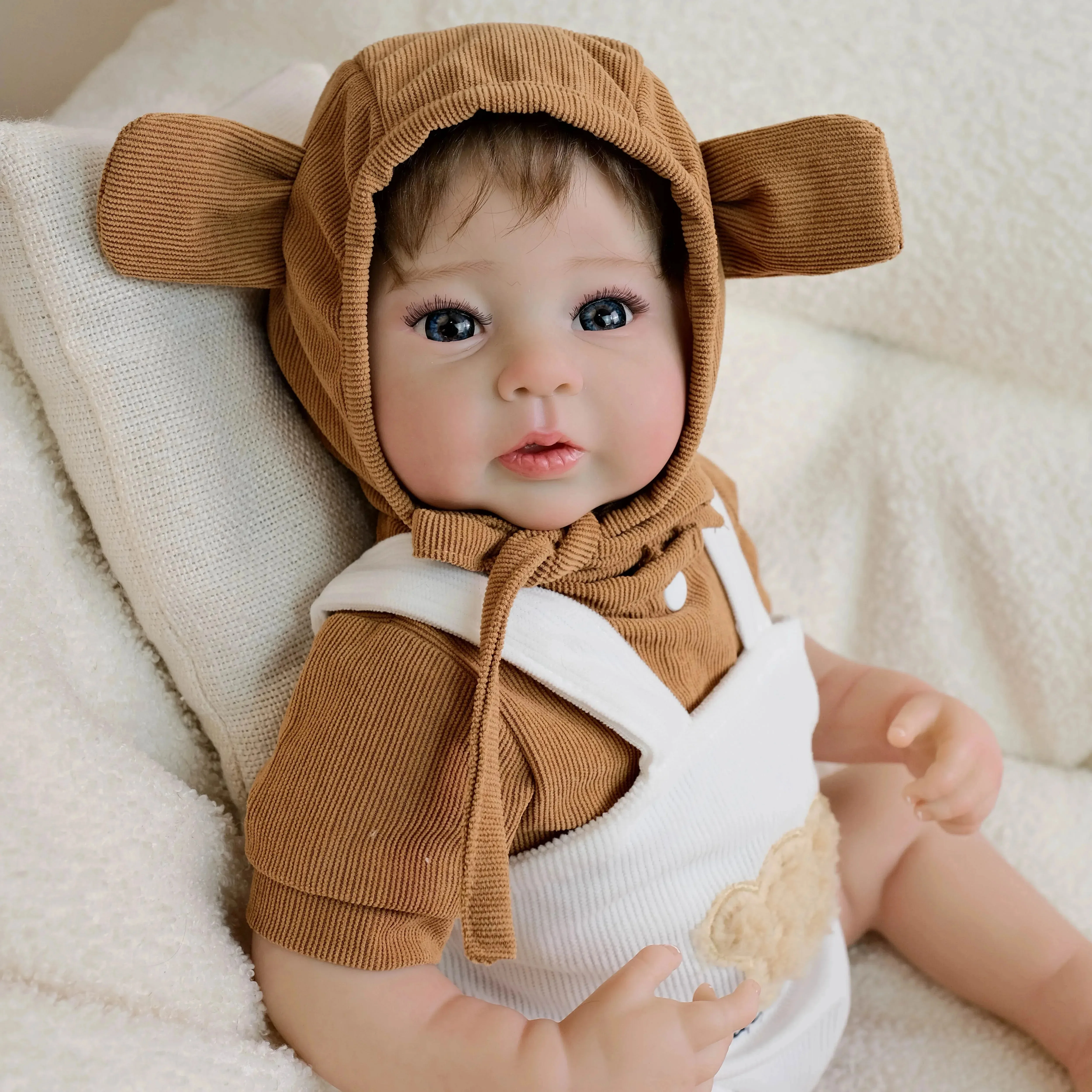 19inch Raven Soft Full Vinyl Body Lifelike Reborn Doll Multiple Layers Painting 3D Skin With Visible Veins Hand Root Hair
19inch Raven Soft Full Vinyl Body Lifelike Reborn Doll Multiple Layers Painting 3D Skin With Visible Veins Hand Root Hair