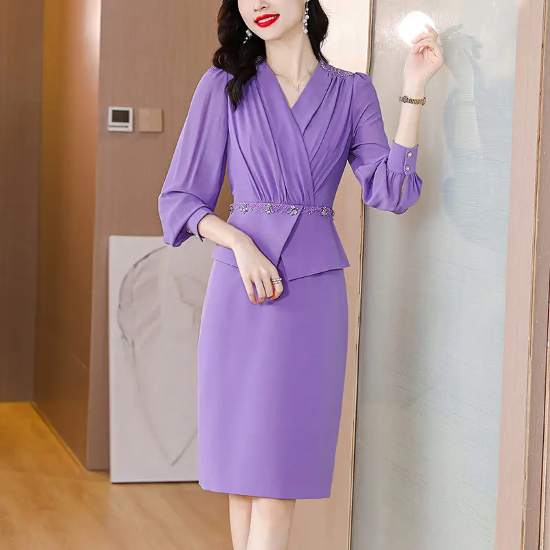 OL Beaded Dress Women's 2023 Spring Autumn New Long Sleeve Temperament Ladies V-Neck Waistband Professional Dress Elegant T1681
OL Beaded Dress Women's 2023 Spring Autumn New Long Sleeve Temperament Ladies V-Neck Waistband Professional Dress Elegant T1681