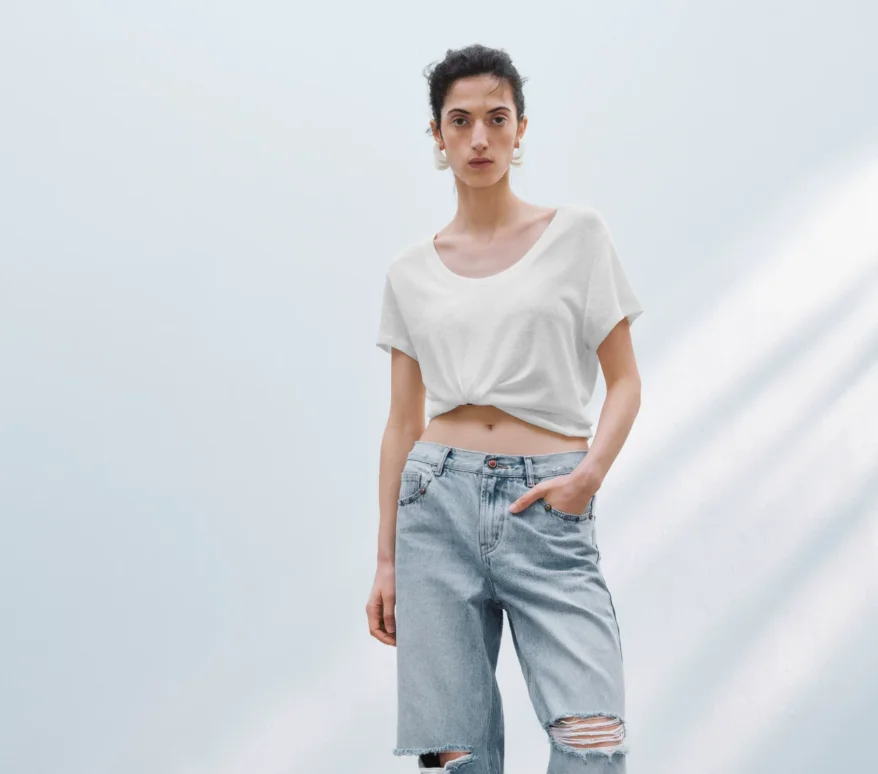 Women's Summer Fashionable Casual U-Neck Short-Sleeved T-Shirt Multi-Purpose Solid-Color Stylish Top for Various Occasions
Women's Summer Fashionable Casual U-Neck Short-Sleeved T-Shirt Multi-Purpose Solid-Color Stylish Top for Various Occasions
