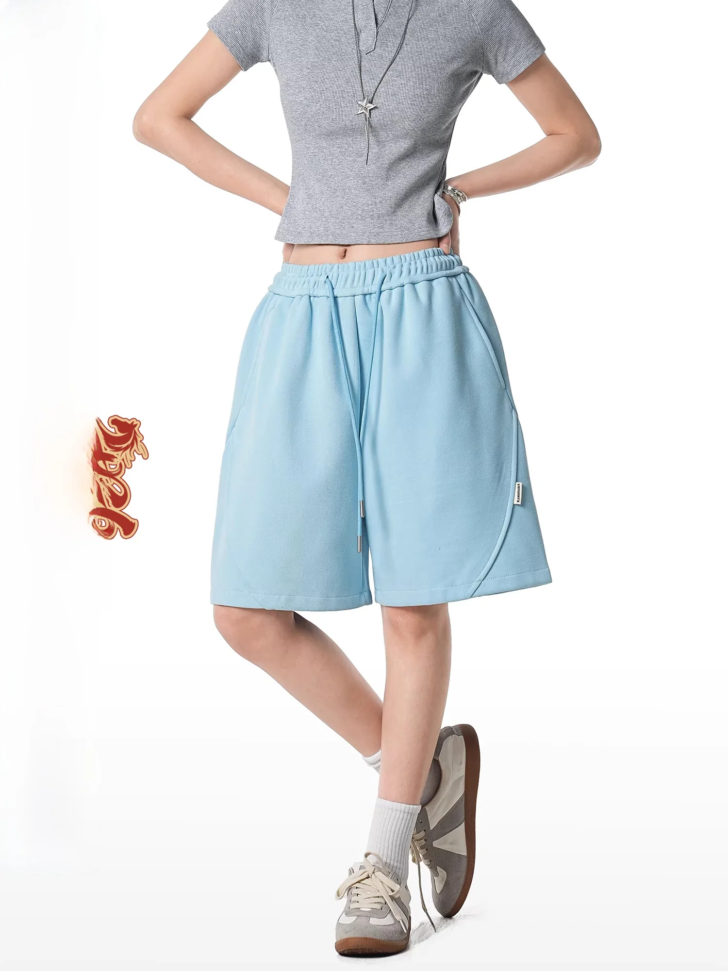 Свободные повседневные брюки прямого кроя с эластичным поясом из нейлоновой ткани, удобные, дышащие, женские.
Свободные повседневные брюки прямого кроя с эластичным поясом из нейлоновой ткани, удобные, дышащие, женские.