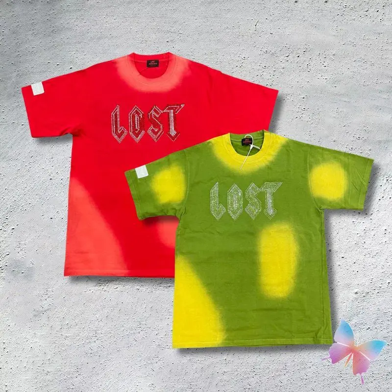 Летние футболки Tie Dye Green Hot Diamond Letter Cotton Lost Intricity Повседневные уличные футболки с круглым вырезом и короткими рукавами для мужчин и женщин
Летние футболки Tie Dye Green Hot Diamond Letter Cotton Lost Intricity Повседневные уличные футболки с круглым вырезом и короткими рукавами для мужчин и женщин
