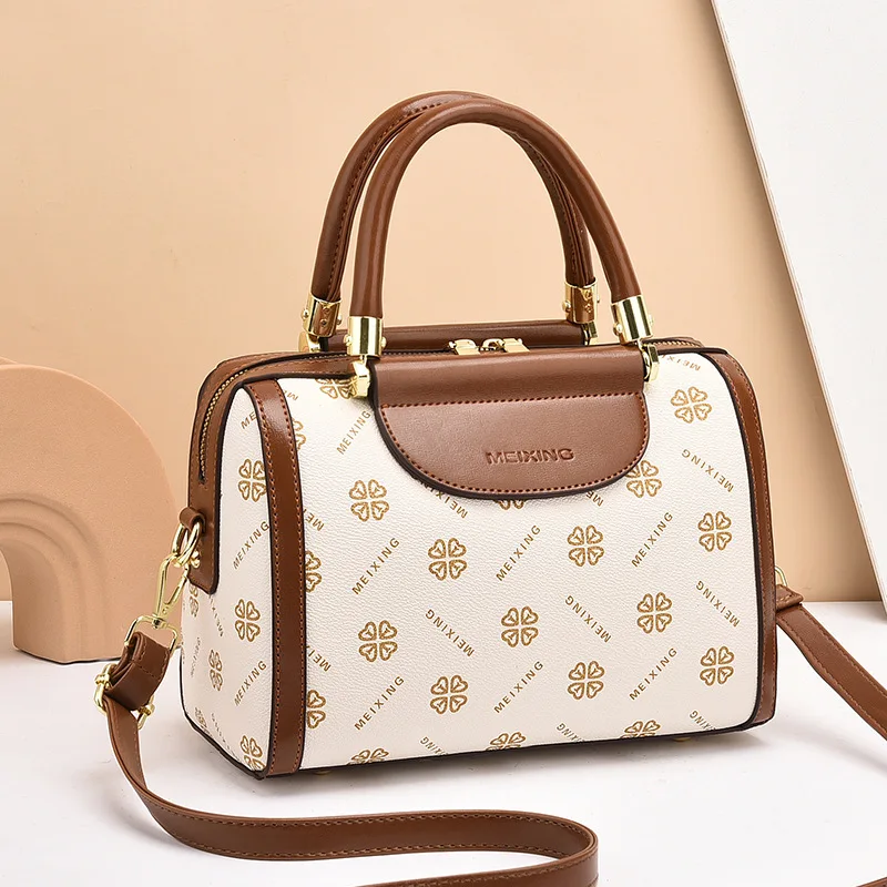 Fashion Women Exquisite Print Handbags Women's Women's Boston Pillow Bag Designer Female Shoulder Bags Luxury Brand Ladies Bag
Fashion Women Exquisite Print Handbags Women's Women's Boston Pillow Bag Designer Female Shoulder Bags Luxury Brand Ladies Bag