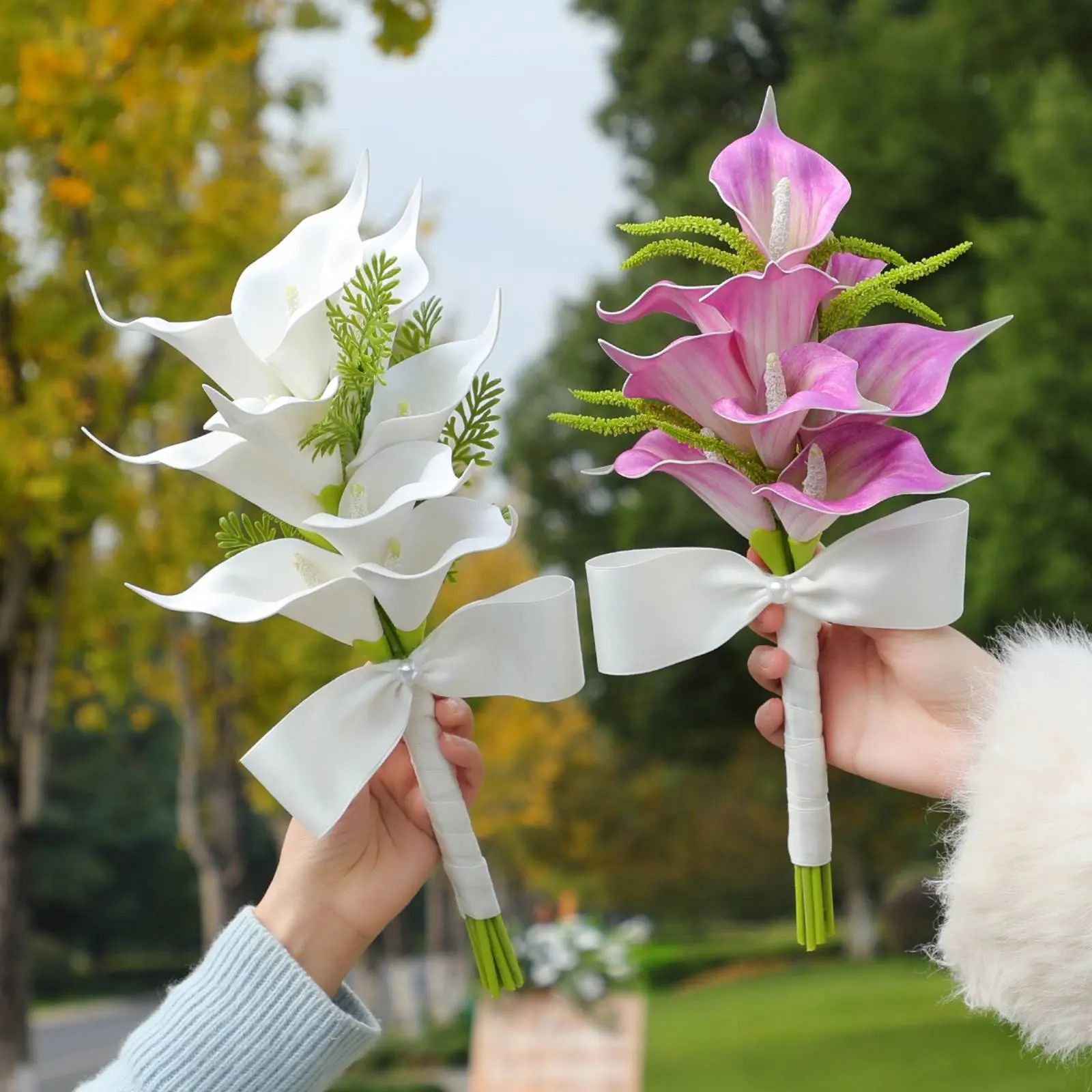 Elegant Lily Wedding Bouquet Artificial Calla Flower Arrangement Elegant Lifelike Flower for Bridesmaids, Photos, Party
Elegant Lily Wedding Bouquet Artificial Calla Flower Arrangement Elegant Lifelike Flower for Bridesmaids, Photos, Party
