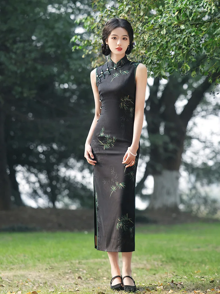 Женское Cheongsam, летнее Ципао без рукавов, сексуальное тонкое платье, элегантное платье с принтом, новое платье в китайском стиле
Женское Cheongsam, летнее Ципао без рукавов, сексуальное тонкое платье, элегантное платье с принтом, новое платье в китайском стиле