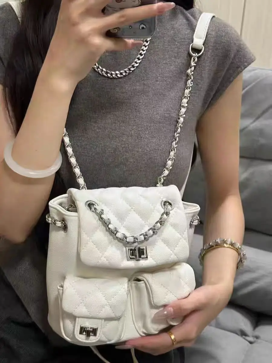 Korean Faion Chic Chain Design Women's oulder Handbag Sli Versatile Trendy Bag Hanrted Sewing Line Summer 2024
Korean Faion Chic Chain Design Women's oulder Handbag Sli Versatile Trendy Bag Hanrted Sewing Line Summer 2024