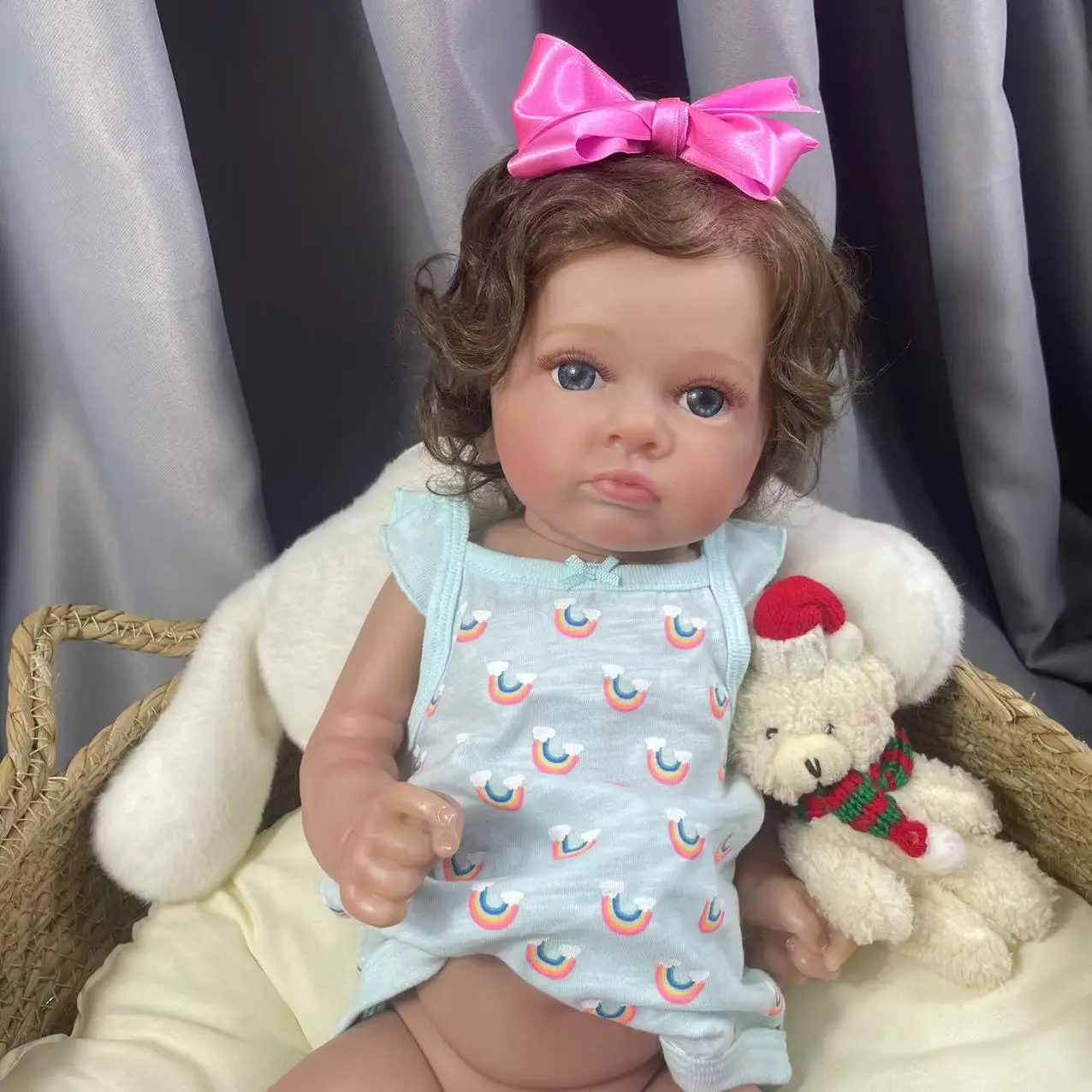 53CM Full Body Vinyl Girl Waterproof Reborn Doll Tutti Face Hand-Detailed Painting with Visible Veins Lifelike 3D Skin Tone Gift
53CM Full Body Vinyl Girl Waterproof Reborn Doll Tutti Face Hand-Detailed Painting with Visible Veins Lifelike 3D Skin Tone Gift