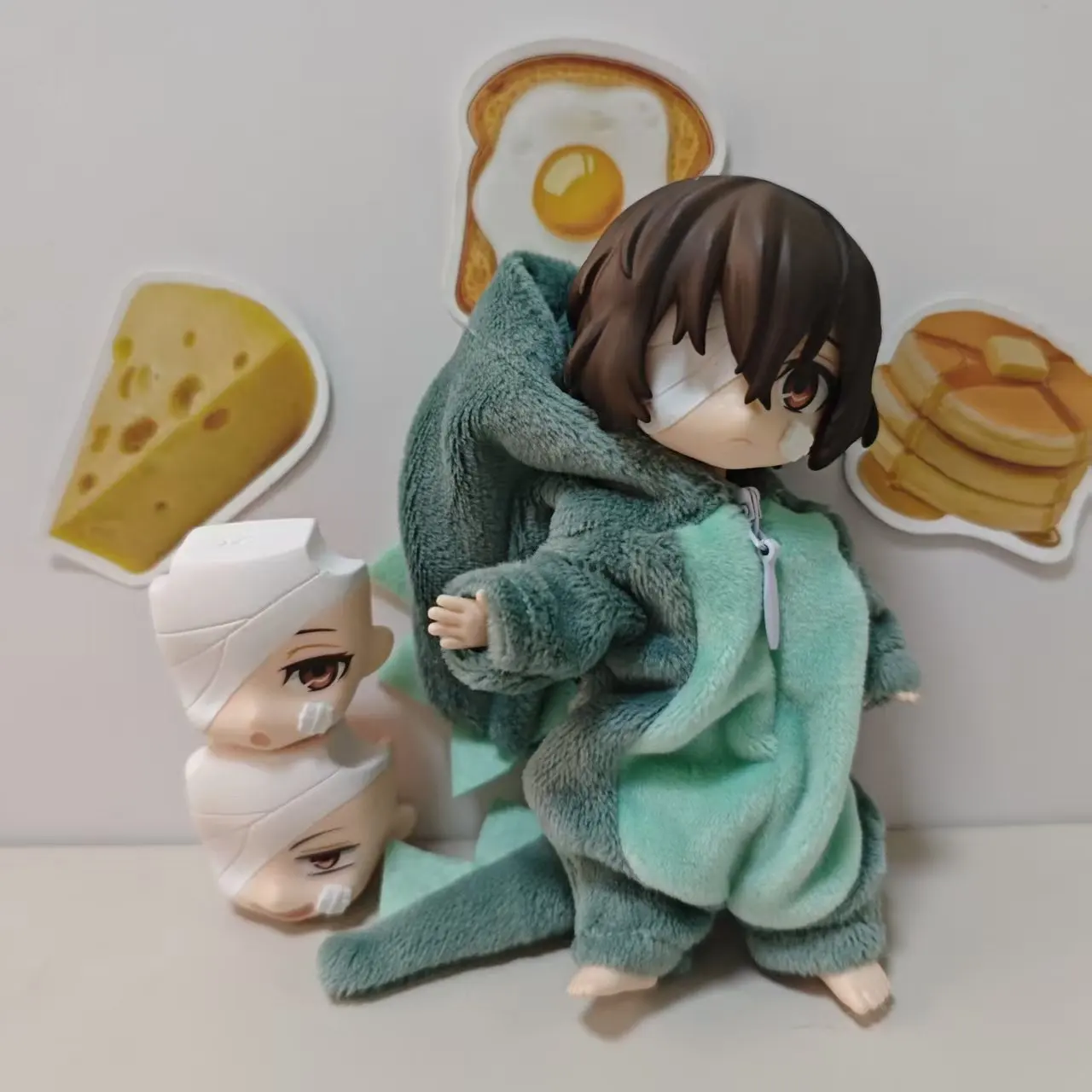 Ob11 1/12 Bungo Stray Dogs Anime Dazai Osamu BJD Model Doll Dinosaur Costume Commoner Action Figure Toy Decoration 14cm Tall
Ob11 1/12 Bungo Stray Dogs Anime Dazai Osamu BJD Model Doll Dinosaur Costume Commoner Action Figure Toy Decoration 14cm Tall