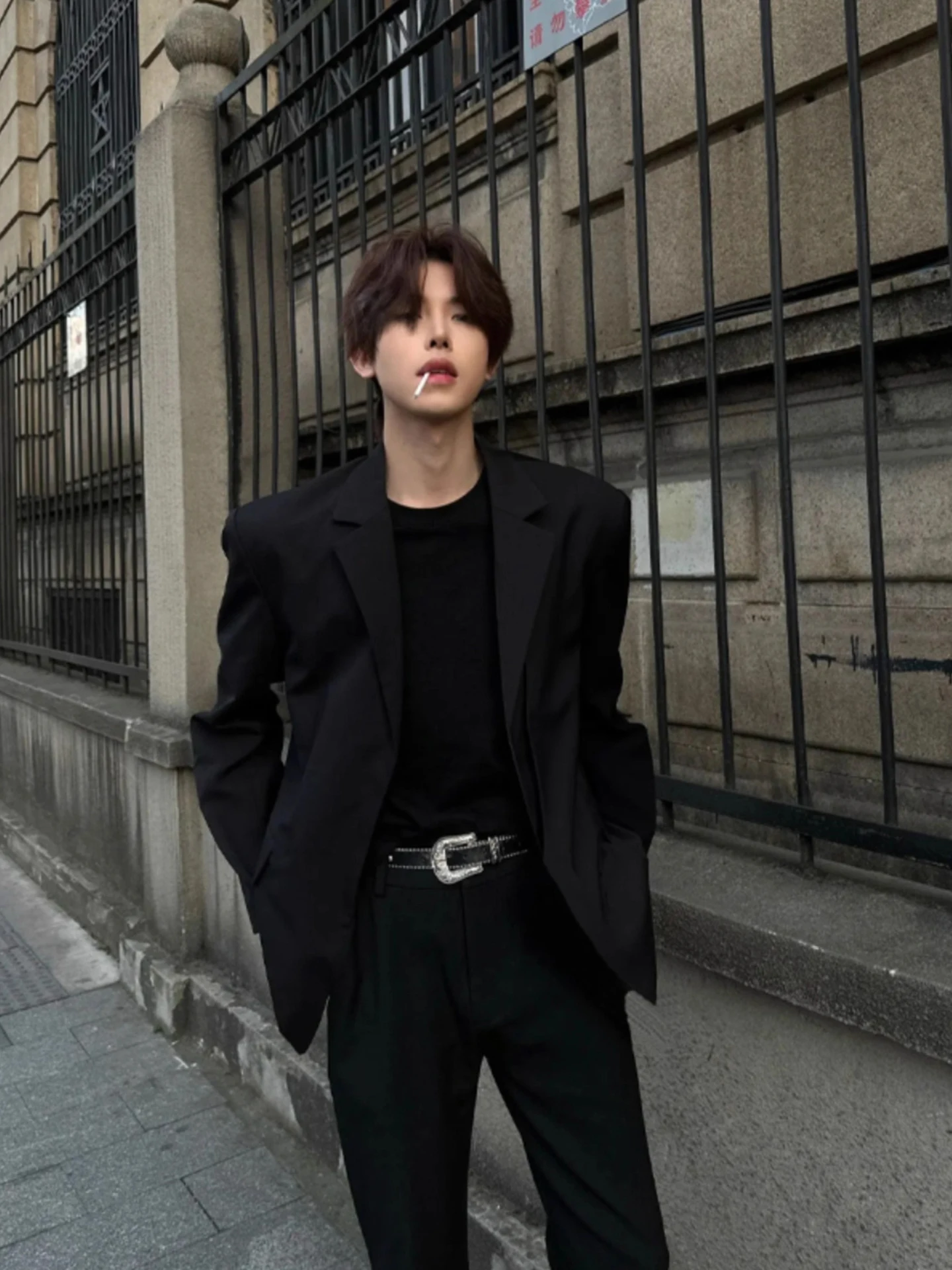 Black Uniform Suit Two-Button Loose Versatile School Style Autumn Winter Jacket Youthful Energy Polyester Viscose Fiber
Black Uniform Suit Two-Button Loose Versatile School Style Autumn Winter Jacket Youthful Energy Polyester Viscose Fiber