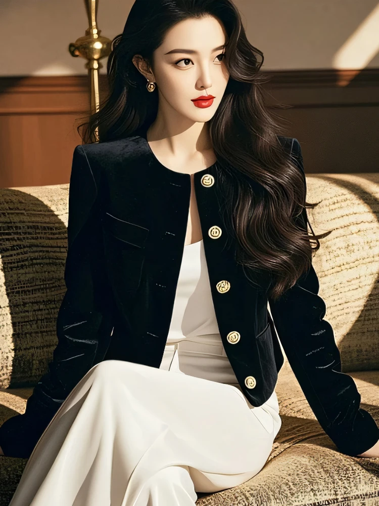 Женская модная верхняя одежда из вельвета с круглым вырезом и длинными рукавами, осенняя коллекция, высокое качество, корейский стиль
Женская модная верхняя одежда из вельвета с круглым вырезом и длинными рукавами, осенняя коллекция, высокое качество, корейский стиль