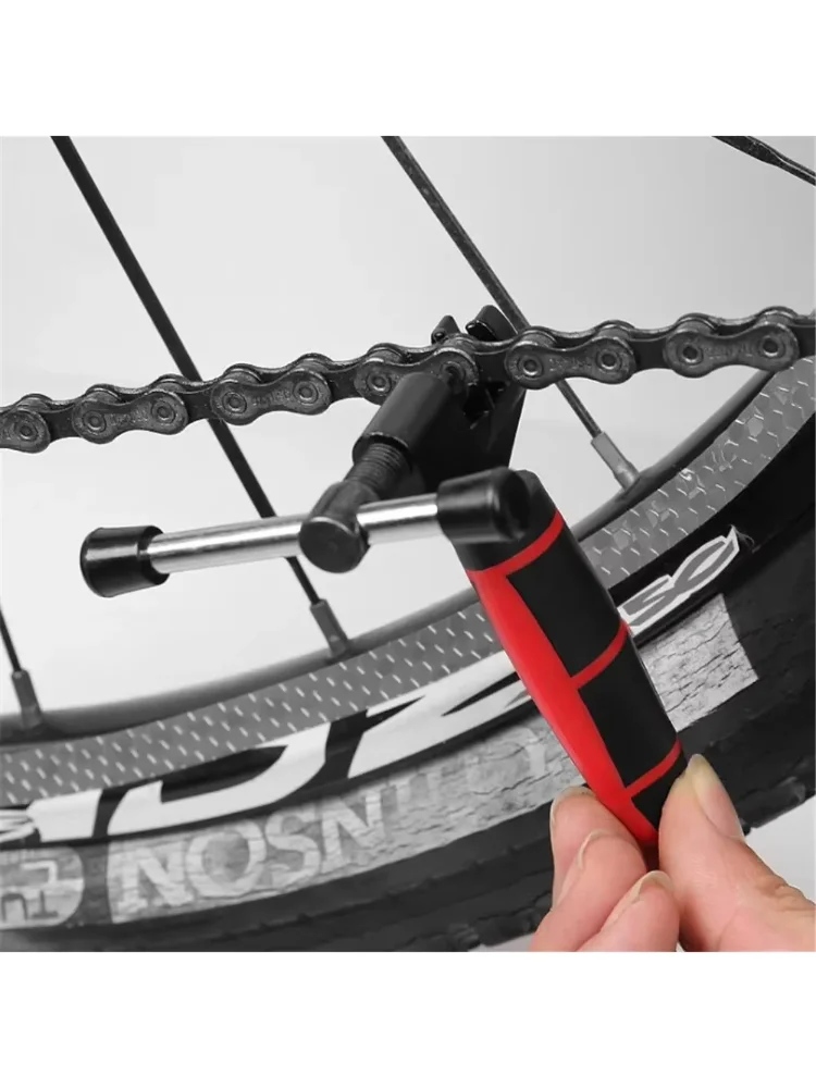 Bicycle Chain Remover Tool Bike Link Breaker Splitter Steel Chains Extractor Cutter Cycling MTB Bike Repair Tool
Bicycle Chain Remover Tool Bike Link Breaker Splitter Steel Chains Extractor Cutter Cycling MTB Bike Repair Tool