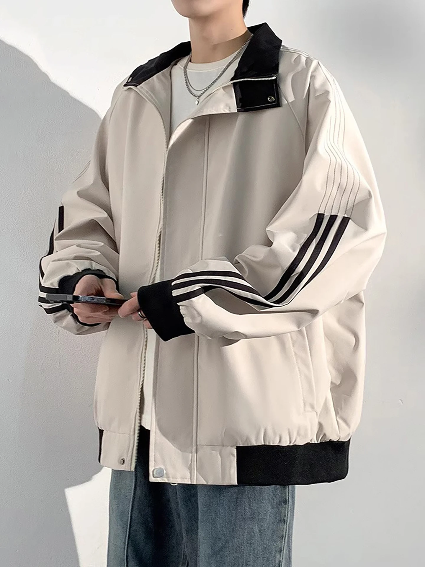 TUCANO American Sle Бейсбольный воротник Jaet Мужская свободная молодежная верхняя одежда большого размера Faion Urban Осень Весна Новое поступление
TUCANO American Sle Бейсбольный воротник Jaet Мужская свободная молодежная верхняя одежда большого размера Faion Urban Осень Весна Новое поступление