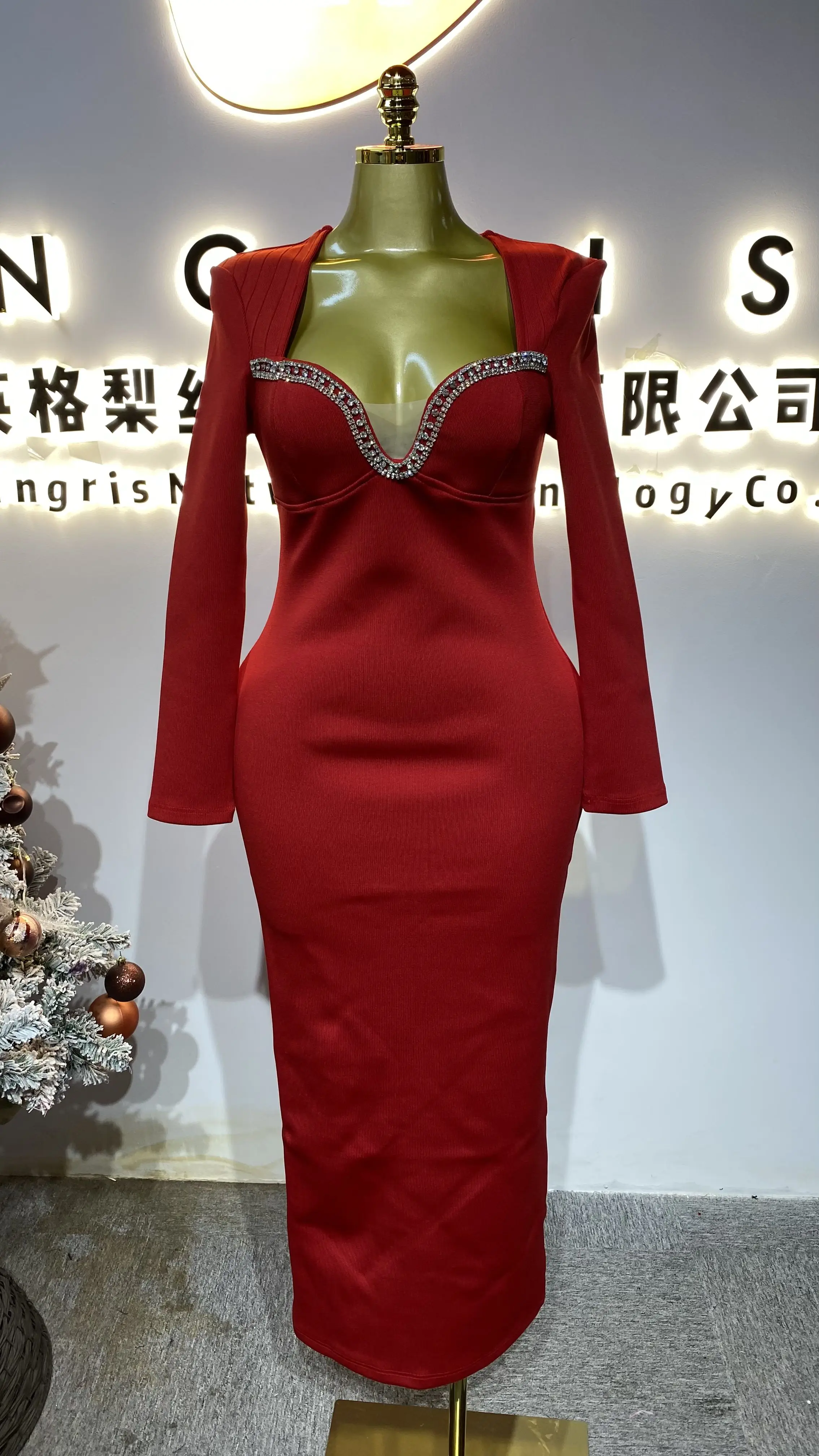 High-quality summer European fashion retro Maxi women's lace dress-GZXX338
High-quality summer European fashion retro Maxi women's lace dress-GZXX338