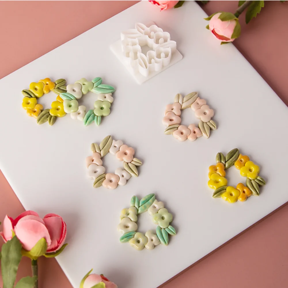 Fresh Wreath Polymer Clay Earrings Cutter Mold Leaves Clay Mould Polymer DIY Clay Jewelry Tool
Fresh Wreath Polymer Clay Earrings Cutter Mold Leaves Clay Mould Polymer DIY Clay Jewelry Tool