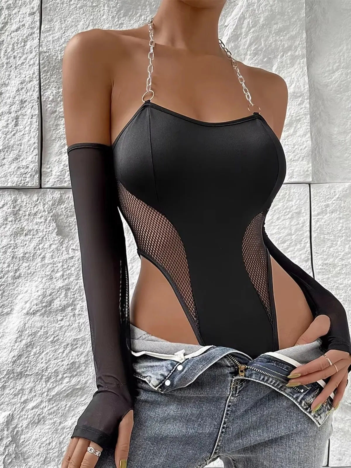 New Silk Smooth Mesh Off-shoulder Chain Neck Halter Bodysuit Top Street Design Feels Slim Bodycon One-piece Jumpsuit Clothes
New Silk Smooth Mesh Off-shoulder Chain Neck Halter Bodysuit Top Street Design Feels Slim Bodycon One-piece Jumpsuit Clothes
