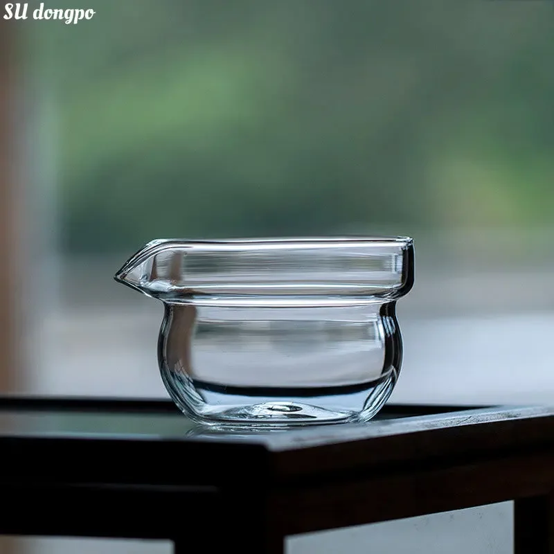 Glass Fair Cup Thickened Tea Sea Tea Ceremony Tea Divider Large Heat Resistant Simple Transparent Cup Large Kung Fu Tea Set
Glass Fair Cup Thickened Tea Sea Tea Ceremony Tea Divider Large Heat Resistant Simple Transparent Cup Large Kung Fu Tea Set