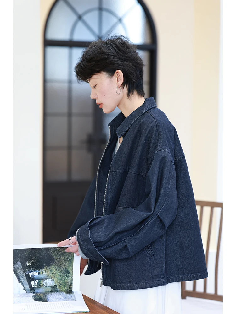 Early Autumn Simple Design Loose Original Color Denim Jacket Barn Style Crop Top Zipper Cotton Ladies Fashion Commute Style
Early Autumn Simple Design Loose Original Color Denim Jacket Barn Style Crop Top Zipper Cotton Ladies Fashion Commute Style