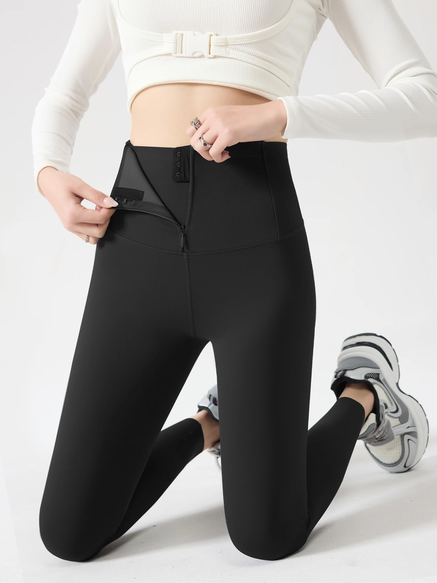 High Waist Slim Fit Yoga Pants Women's Spring Autumn Thin arkskin Design Tummy Control Butt Lifting Outerwear Bot
High Waist Slim Fit Yoga Pants Women's Spring Autumn Thin arkskin Design Tummy Control Butt Lifting Outerwear Bot