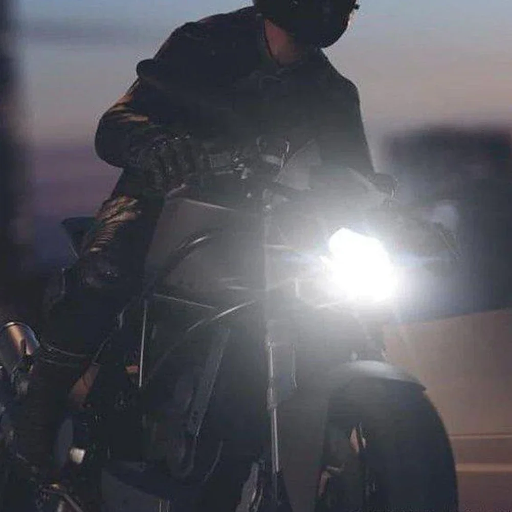 Motorcycle Light Motorcycle LED Headlight Bulb P15D H4 12LED Lamp With White Luminous Color High Quality Light
Motorcycle Light Motorcycle LED Headlight Bulb P15D H4 12LED Lamp With White Luminous Color High Quality Light
