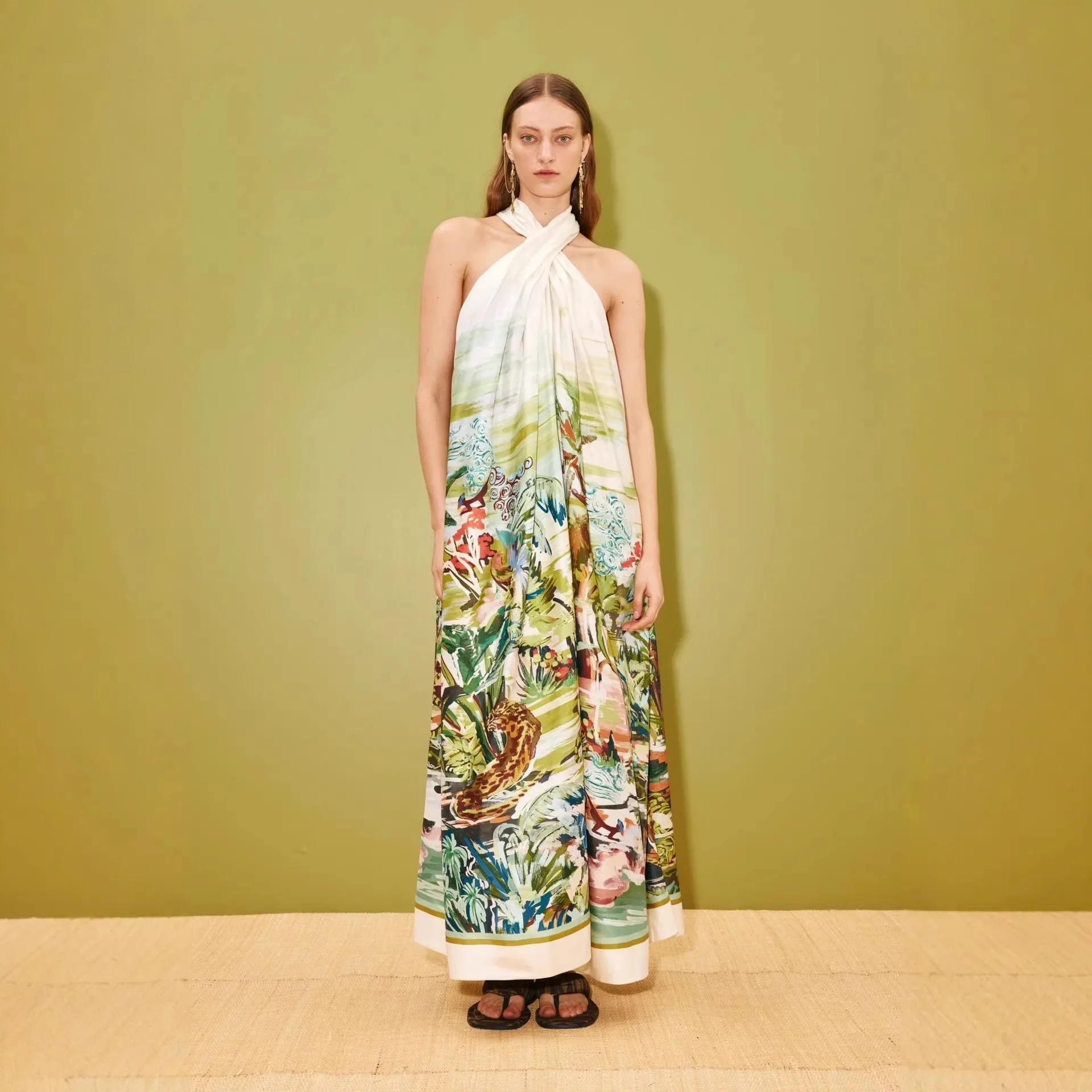 New Women's Summer Halter Neck Sexy Printed Long Dress Ladies Chic Fashion Loose Simple Party DressThis Dress Is Very Feminine
New Women's Summer Halter Neck Sexy Printed Long Dress Ladies Chic Fashion Loose Simple Party DressThis Dress Is Very Feminine