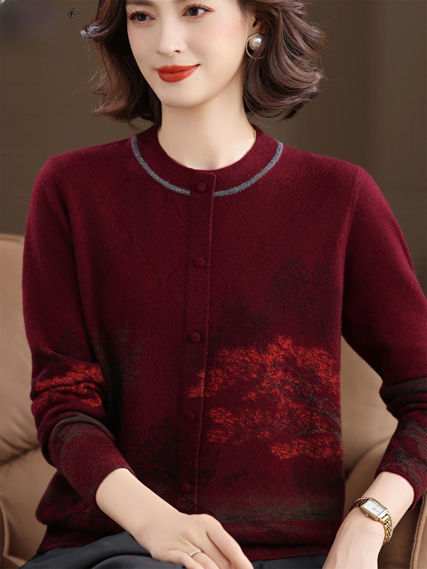 Faionable Mommy вязаный свитер из чистой шерсти круглый с принтом Ne осень-зима теплый дышащий свободный крой размер-стойка женский топ
Faionable Mommy вязаный свитер из чистой шерсти круглый с принтом Ne осень-зима теплый дышащий свободный крой размер-стойка женский топ