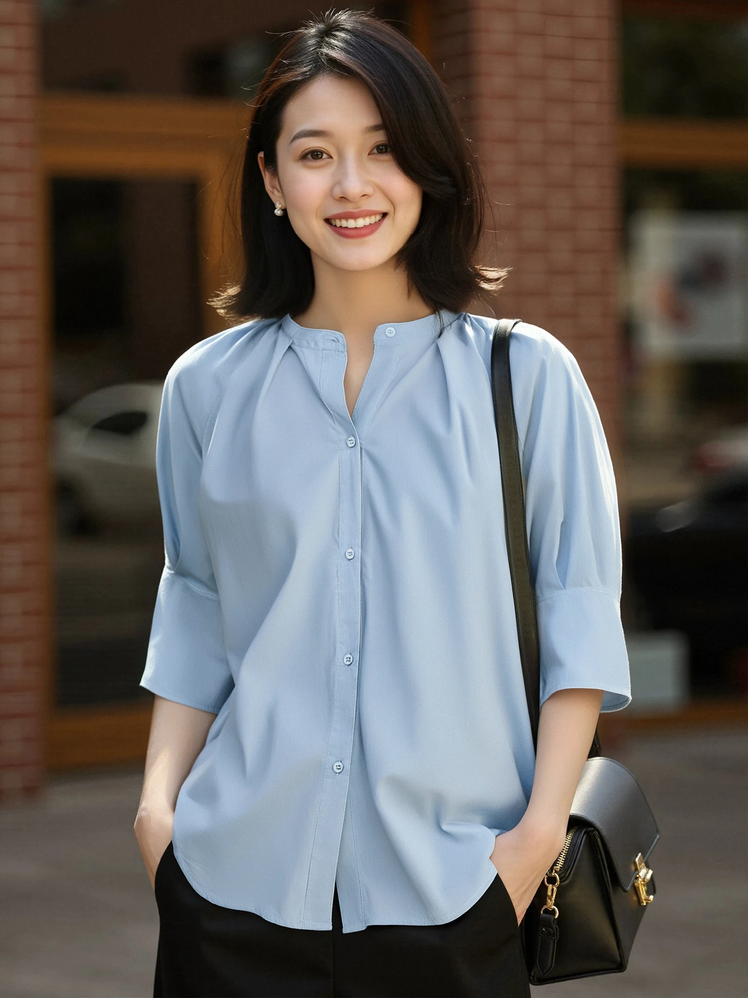 Женская свободная повседневная блузка Chivirin с V-образным вырезом и коротким рукавом, винтажный дизайн, хлопковая смесь, комфортный топ, коллекция ранняя осень 2026
Женская свободная повседневная блузка Chivirin с V-образным вырезом и коротким рукавом, винтажный дизайн, хлопковая смесь, комфортный топ, коллекция ранняя осень 2026