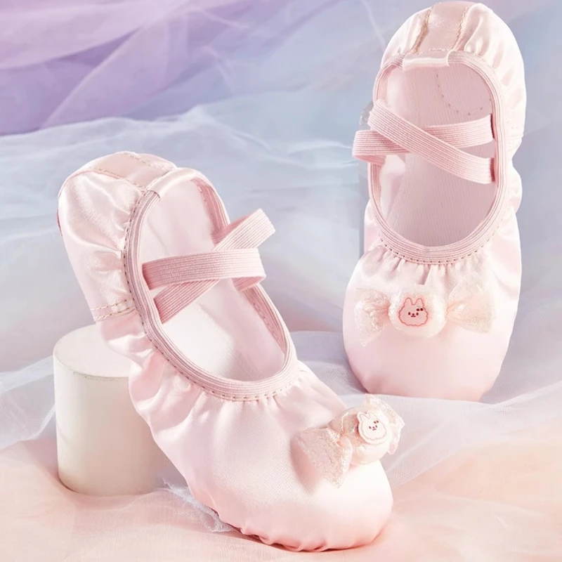 Premium Satin Ballet Dance Shoes with Wide Elastic Straps Non-Slip Soft Sole Breathable Ballet Slippers for Recitals Casual Wear
Premium Satin Ballet Dance Shoes with Wide Elastic Straps Non-Slip Soft Sole Breathable Ballet Slippers for Recitals Casual Wear