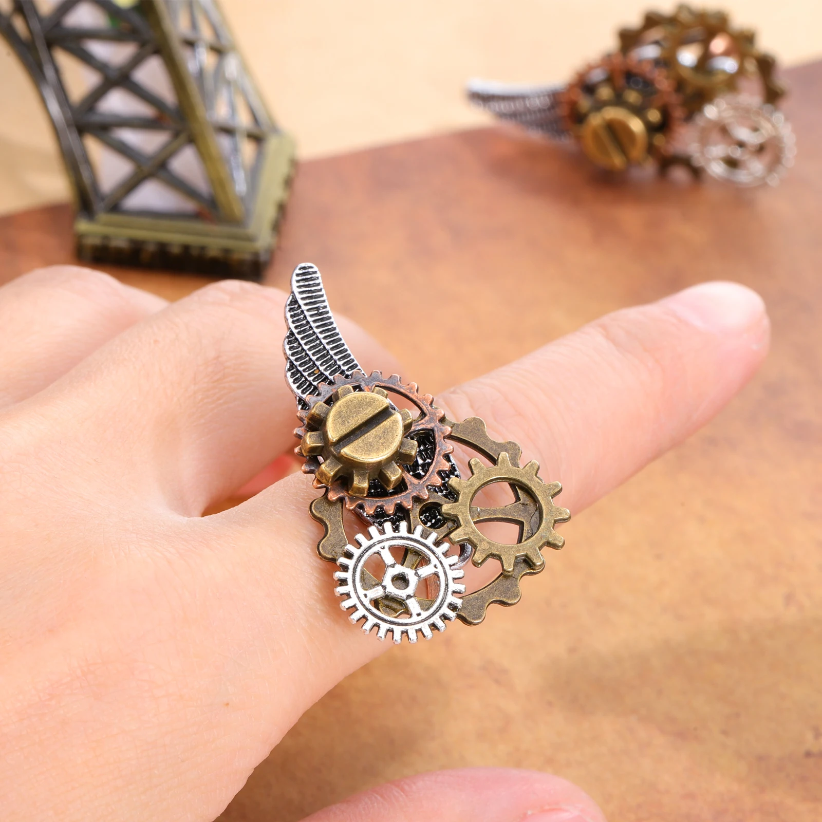 2pcs Gear Wing Rings Fashion Punk Vintage Metal Alloy Clock Finger Rings for Men Women Durable Practical Gifts
2pcs Gear Wing Rings Fashion Punk Vintage Metal Alloy Clock Finger Rings for Men Women Durable Practical Gifts