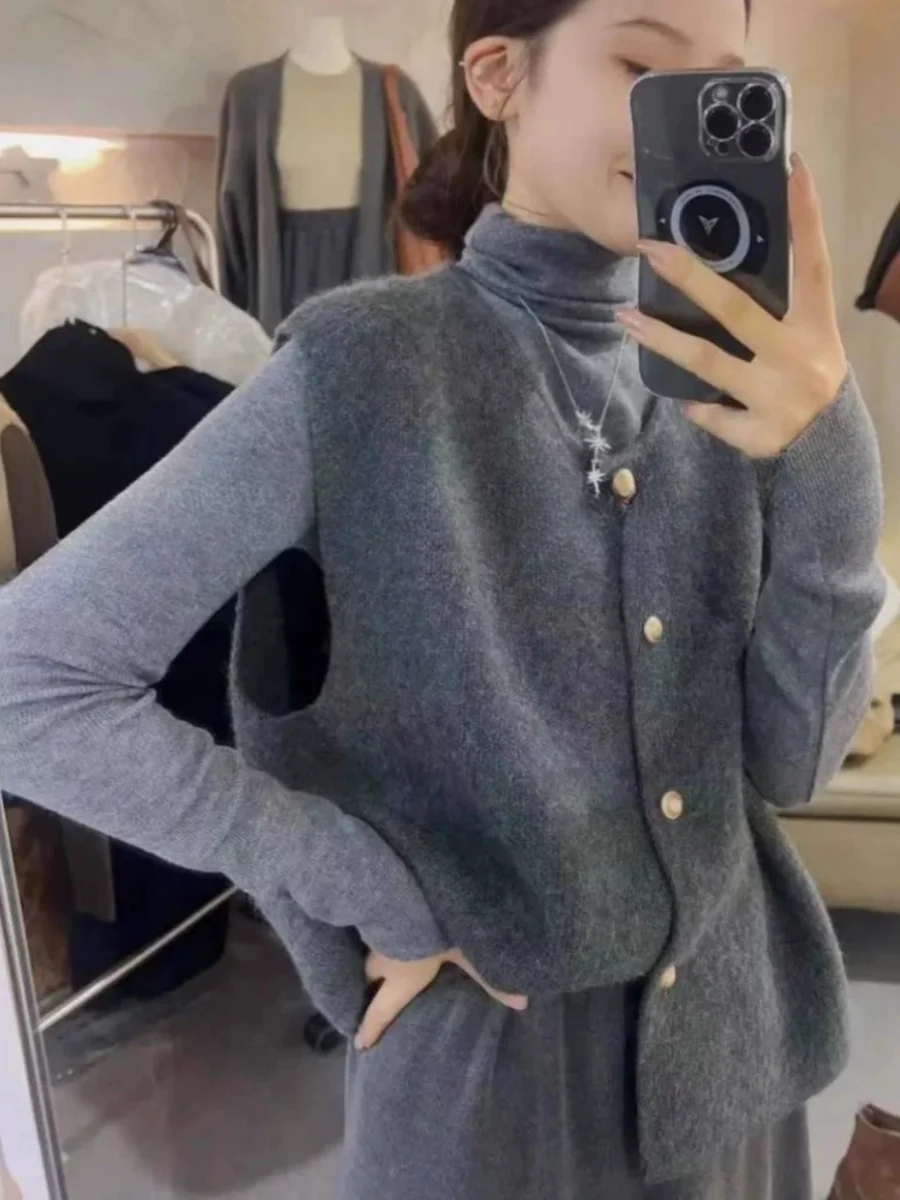 Pure Color Knitted Single Button Casual Versatile Women's Vest Autumn Design Sensation New Sle Layering Top
Pure Color Knitted Single Button Casual Versatile Women's Vest Autumn Design Sensation New Sle Layering Top