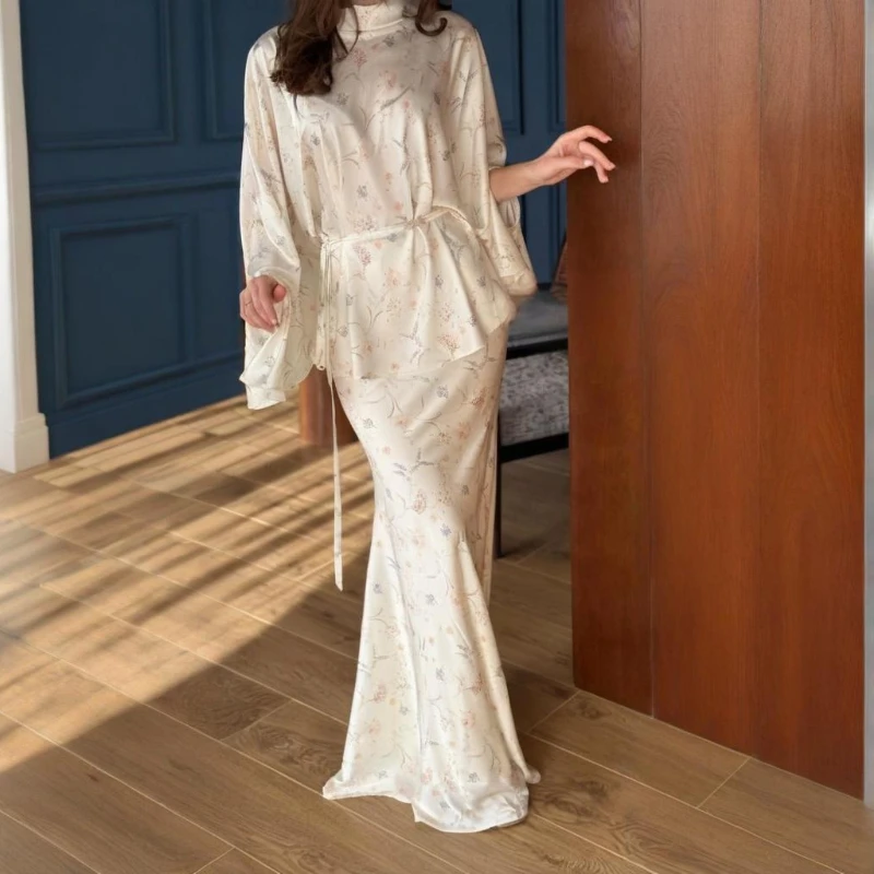 Fall 2025 Bat Sleeve Fashion Temperament Tied Top Floral Skirt Women's Sweet Suit
Fall 2025 Bat Sleeve Fashion Temperament Tied Top Floral Skirt Women's Sweet Suit