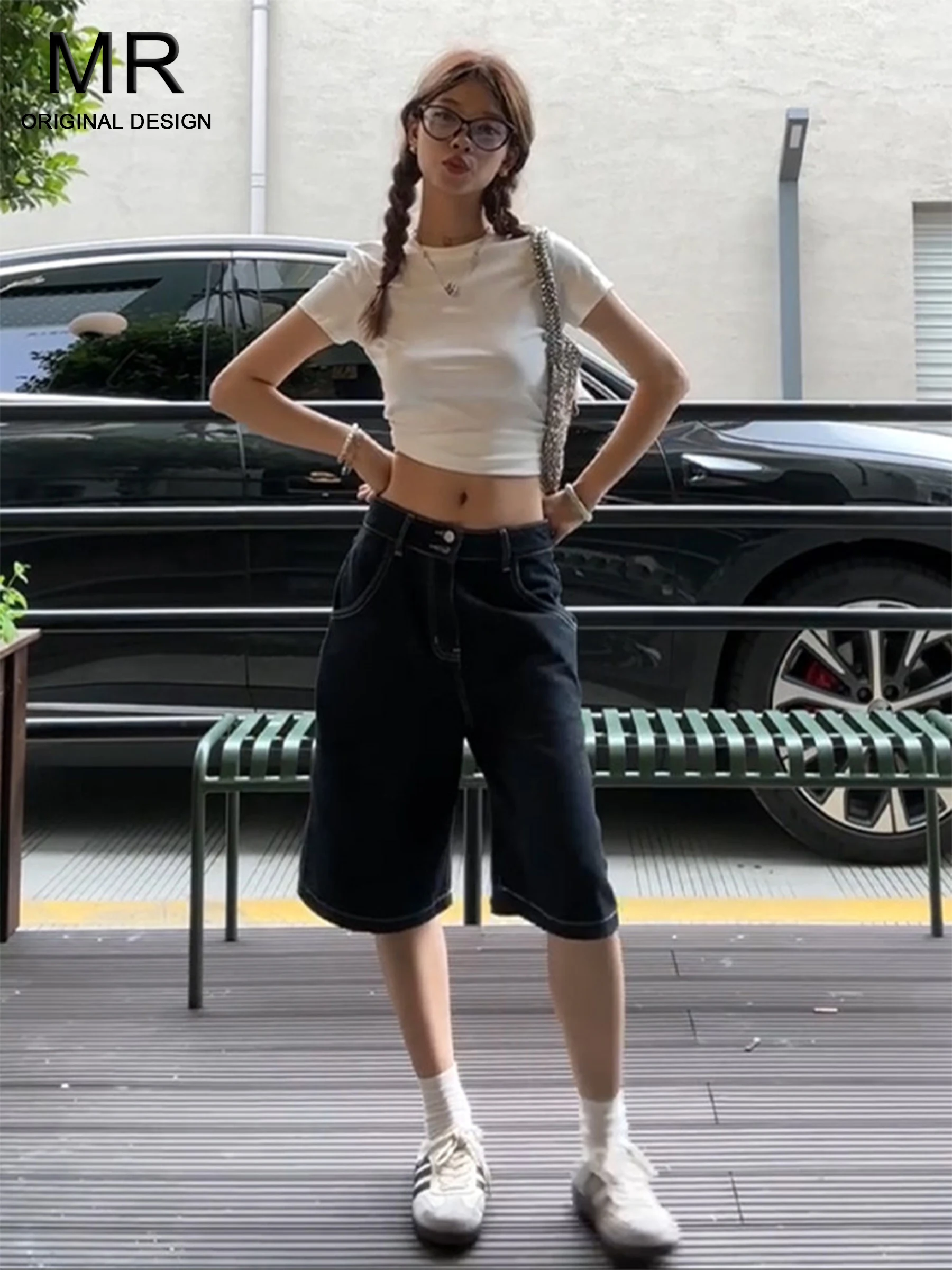 High Waist Straight Leg Wide Leg Jeans Women's Loose Slimming Denim Capri Pants Button Style Casual Spring Summer New Arrival
High Waist Straight Leg Wide Leg Jeans Women's Loose Slimming Denim Capri Pants Button Style Casual Spring Summer New Arrival