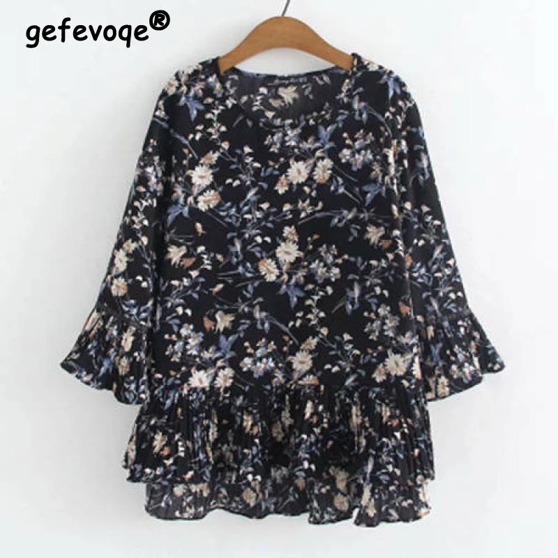 Vintage Floral Printing Folds Chiffon Shirt Autumn 2023 New O-Neck Three Quarter Sleeve Loose Oversized Blouse Ladies Clothing
Vintage Floral Printing Folds Chiffon Shirt Autumn 2023 New O-Neck Three Quarter Sleeve Loose Oversized Blouse Ladies Clothing