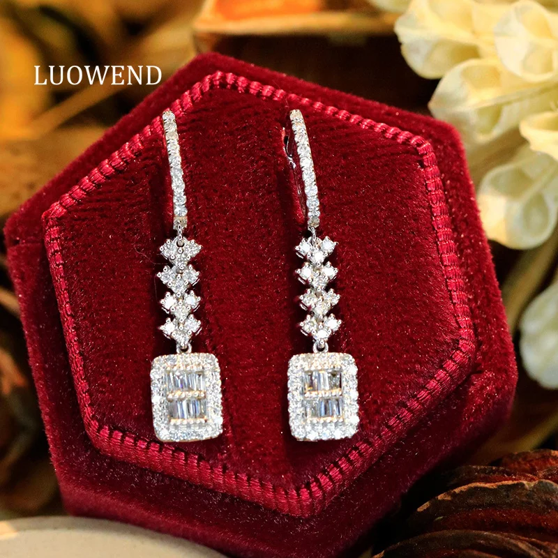 Серьги LUOWEND из 100% белого золота 18 карат, роскошные серьги-капли с настоящими натуральными бриллиантами 0,80 карата для женщин, ювелирные украшения для пожилых людей, банкета
Серьги LUOWEND из 100% белого золота 18 карат, роскошные серьги-капли с настоящими натуральными бриллиантами 0,80 карата для женщин, ювелирные украшения для пожилых людей, банкета