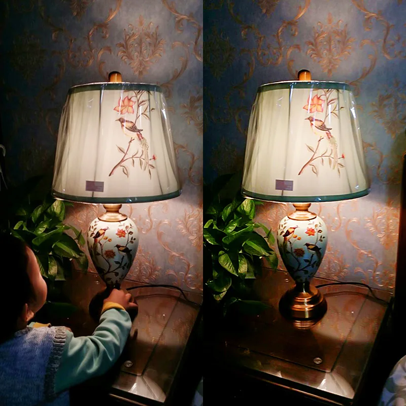 American rural Jingdezhen retro ceramic desk lamp bedroom bedside table lamp European wedding warm living room new Chinese style
American rural Jingdezhen retro ceramic desk lamp bedroom bedside table lamp European wedding warm living room new Chinese style