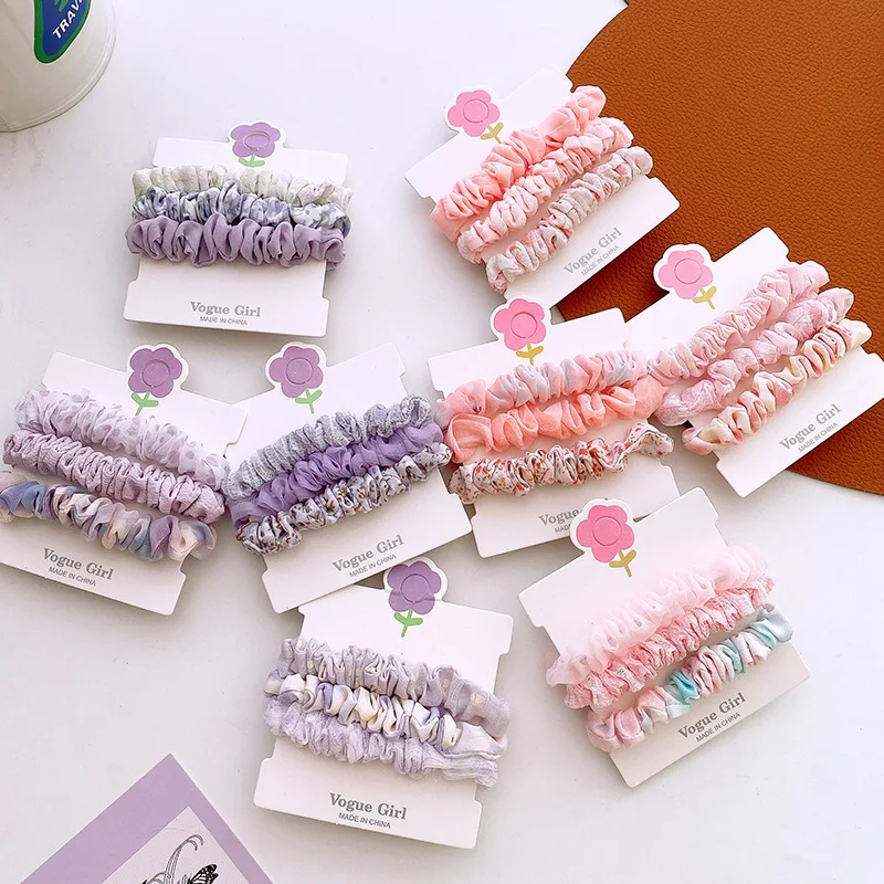 New fresh pastoral fabric ruffled floral scrunchies. Sweet girlish style, perfect for ponytails & half-updos. Soft texture .
New fresh pastoral fabric ruffled floral scrunchies. Sweet girlish style, perfect for ponytails & half-updos. Soft texture .