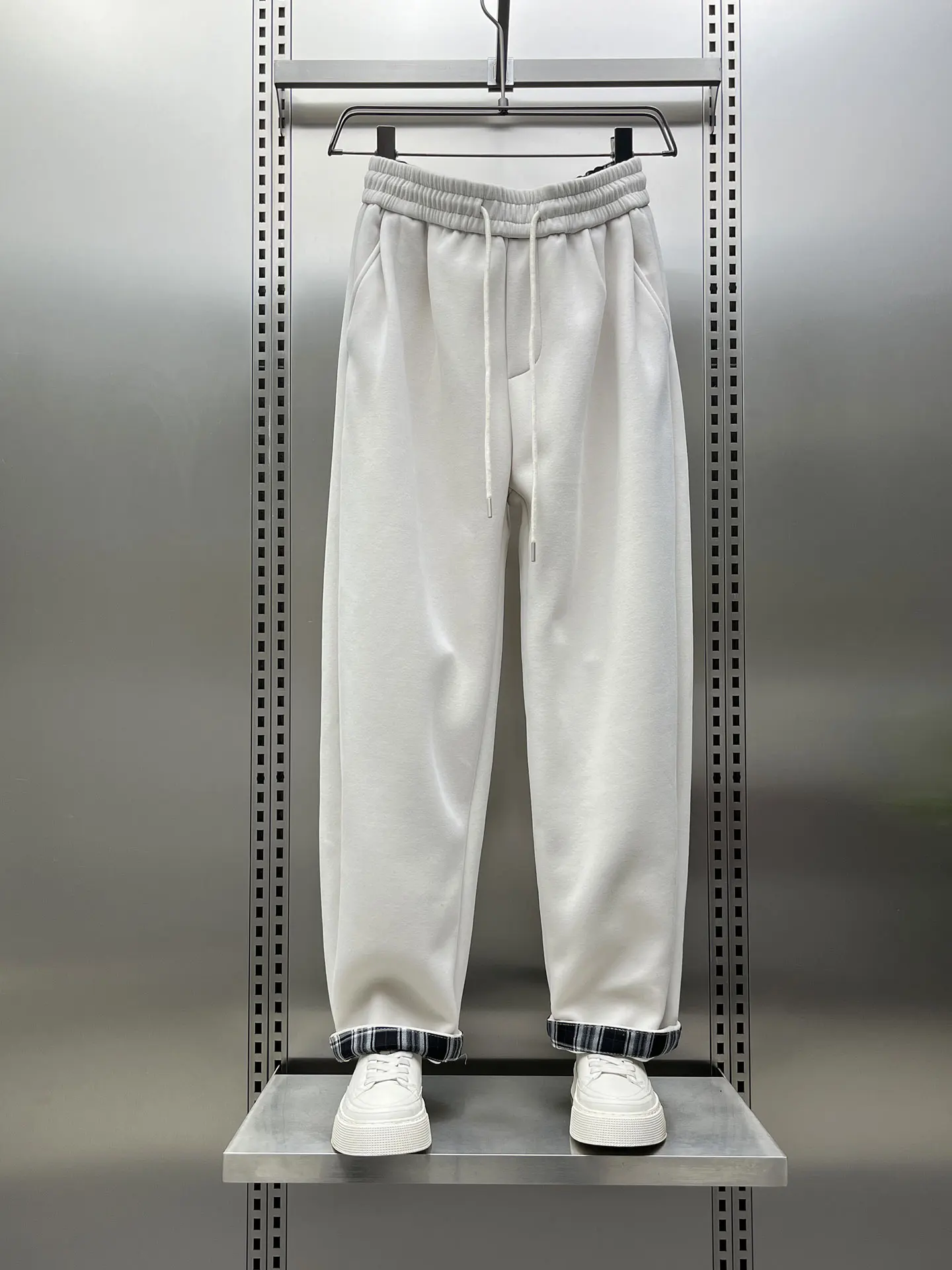 Men's Thiened Straight Leg Casual Pants Autumn Winter New Sle Faion Brand Loose American Wide Leg Sports Pants
Men's Thiened Straight Leg Casual Pants Autumn Winter New Sle Faion Brand Loose American Wide Leg Sports Pants