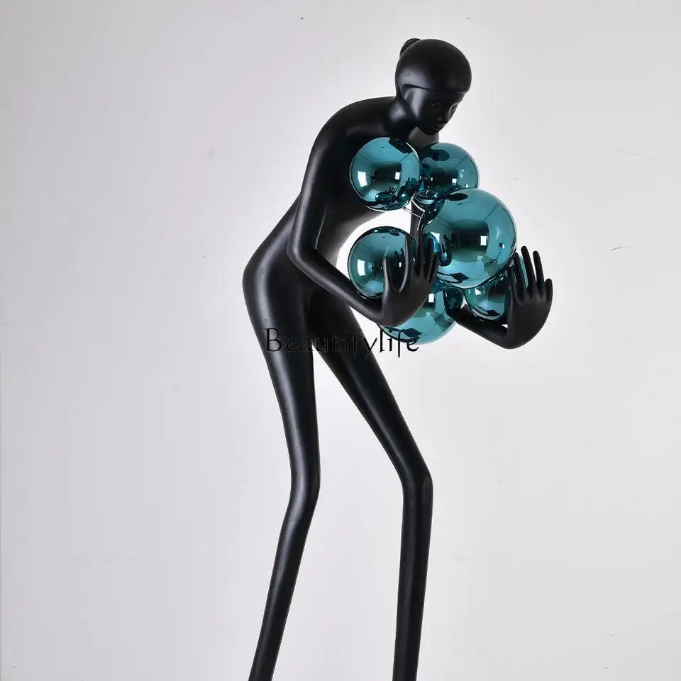 *Postmodern art man-shaped bent over floor decoration living room dining room model vertical ornament 
*Postmodern art man-shaped bent over floor decoration living room dining room model vertical ornament