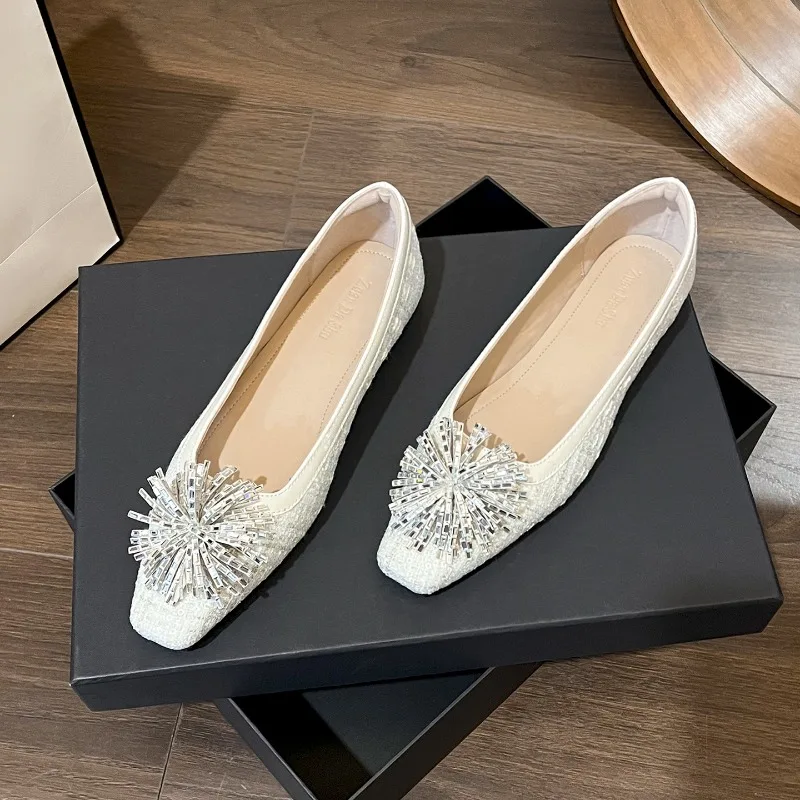 New Women's Shoes Fashion Metal Decoration Casual Shoes for Woman Exquisite French Style Flat Shoe Designer Shoes Zapatos Mujer
New Women's Shoes Fashion Metal Decoration Casual Shoes for Woman Exquisite French Style Flat Shoe Designer Shoes Zapatos Mujer