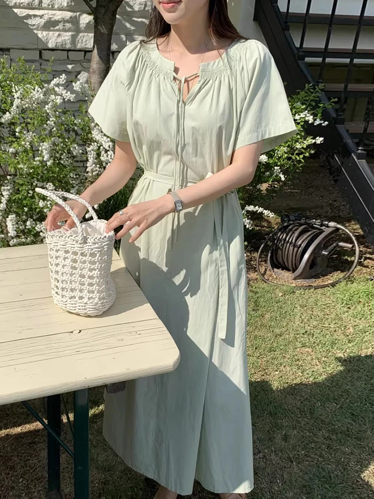 Gagarich Fresh Semi Open Collar Lace Up Dress Women Summer New Style French Temperament Waist Cinched Short Sleeved Long Dresses
Gagarich Fresh Semi Open Collar Lace Up Dress Women Summer New Style French Temperament Waist Cinched Short Sleeved Long Dresses