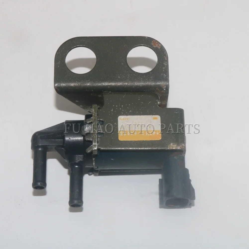 18117-64F00 1811764F00 Vapor Canister Purge Control Solenoid Valve for Suzuki 
18117-64F00 1811764F00 Vapor Canister Purge Control Solenoid Valve for Suzuki