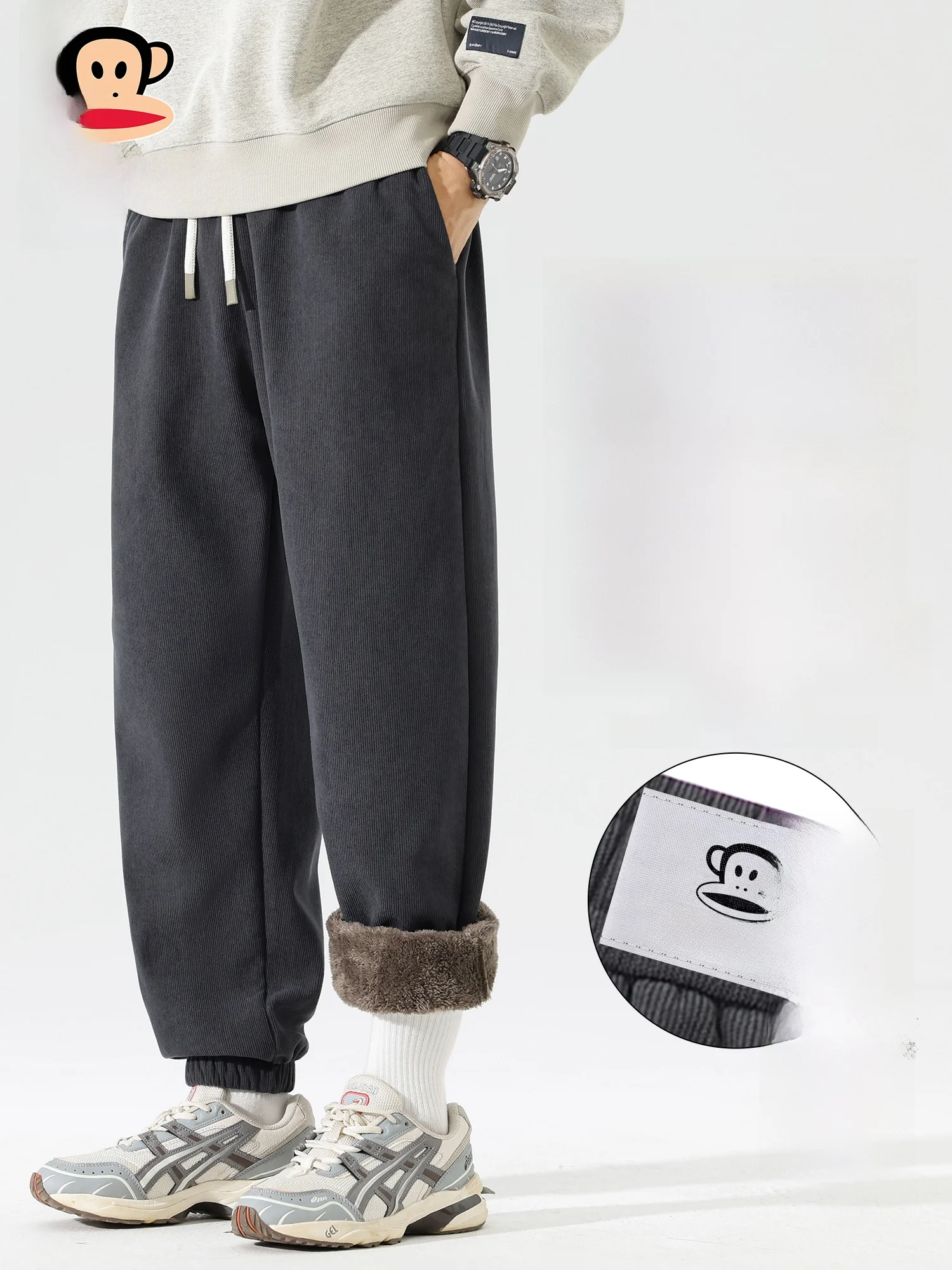 Мужские повседневные брюки Paul Frank с флисовой подкладкой, свободного кроя, с эластичным поясом, карго, молодежные, базовые, с животным принтом
Мужские повседневные брюки Paul Frank с флисовой подкладкой, свободного кроя, с эластичным поясом, карго, молодежные, базовые, с животным принтом