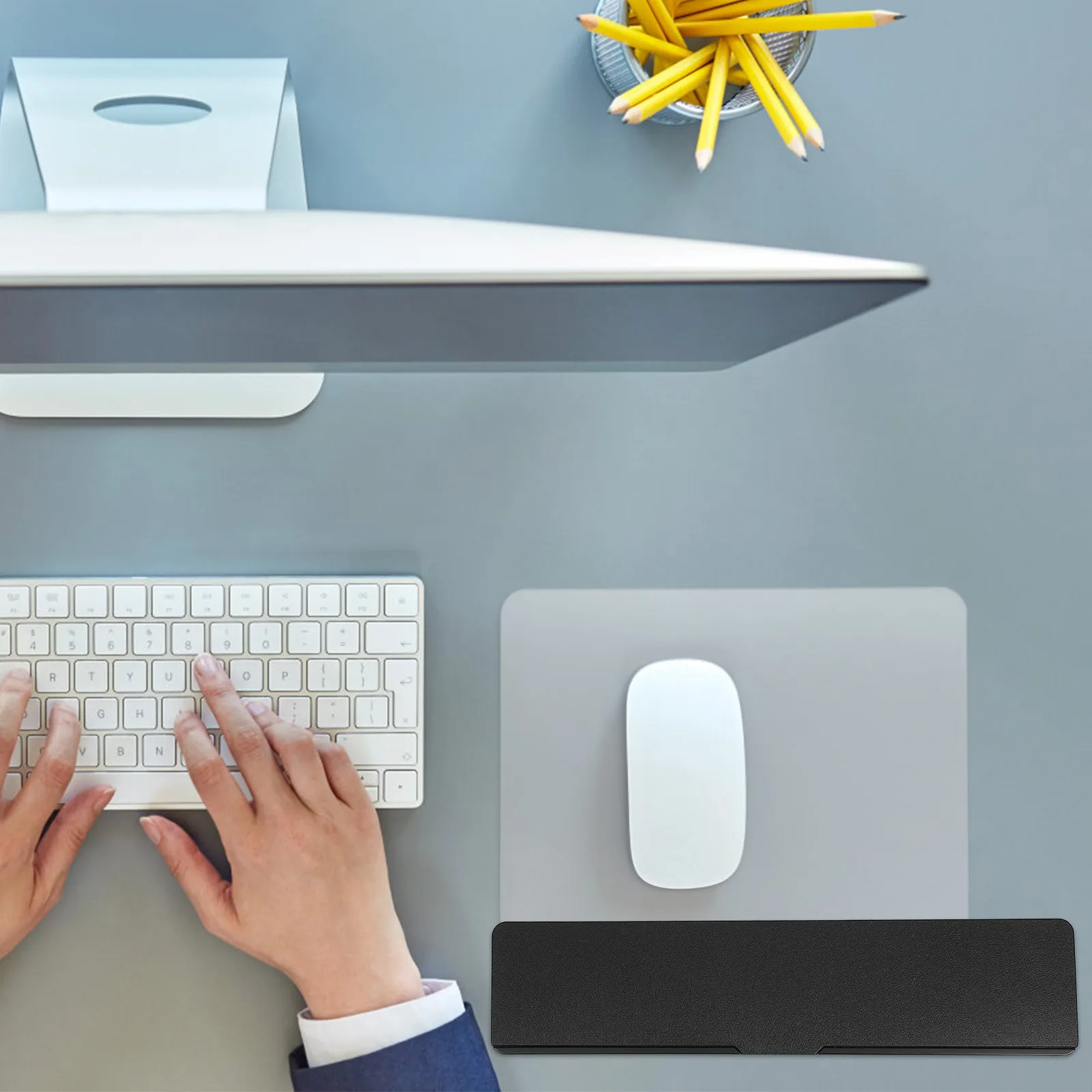 Keyboard Wrist Rest Storage Tray Ergonomic Pad Office Desk Wrist Support Smooth Edges Non-Slip Base Waterproof Keyboard Arm Rest
Keyboard Wrist Rest Storage Tray Ergonomic Pad Office Desk Wrist Support Smooth Edges Non-Slip Base Waterproof Keyboard Arm Rest