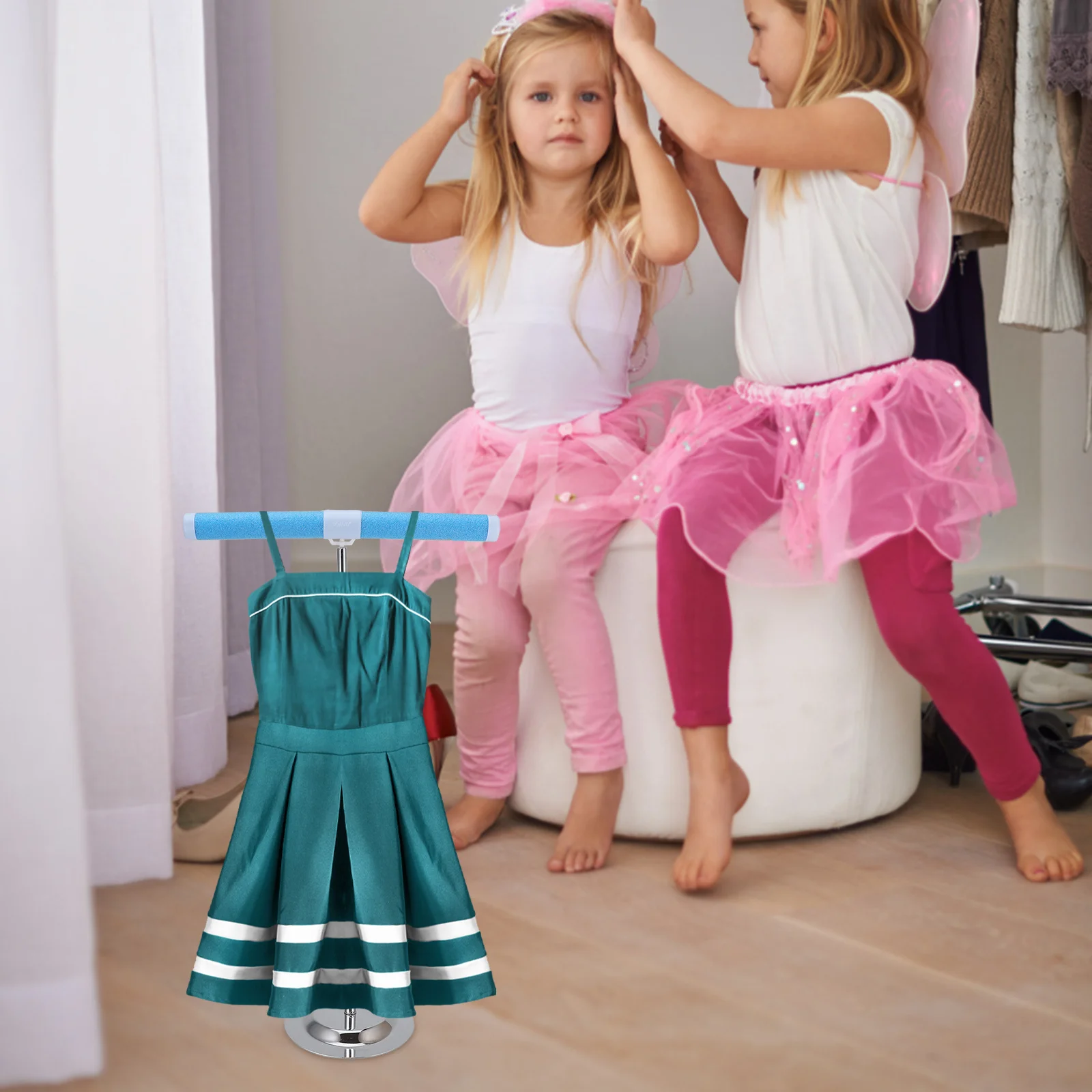 Подставка для детского платья премиум-класса, подставка для детского платья, прочная стойка для хранения мальчиков, нескользящая вешалка для одежды, витрина для одежды
Подставка для детского платья премиум-класса, подставка для детского платья, прочная стойка для хранения мальчиков, нескользящая вешалка для одежды, витрина для одежды