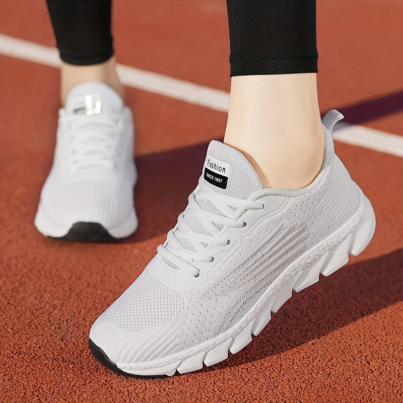 Men's Running Shoes Fashion Lightweight Breathable Gym Training Casual Walking Shoes Tenis Feminino White Ladies sports Shoes
Men's Running Shoes Fashion Lightweight Breathable Gym Training Casual Walking Shoes Tenis Feminino White Ladies sports Shoes