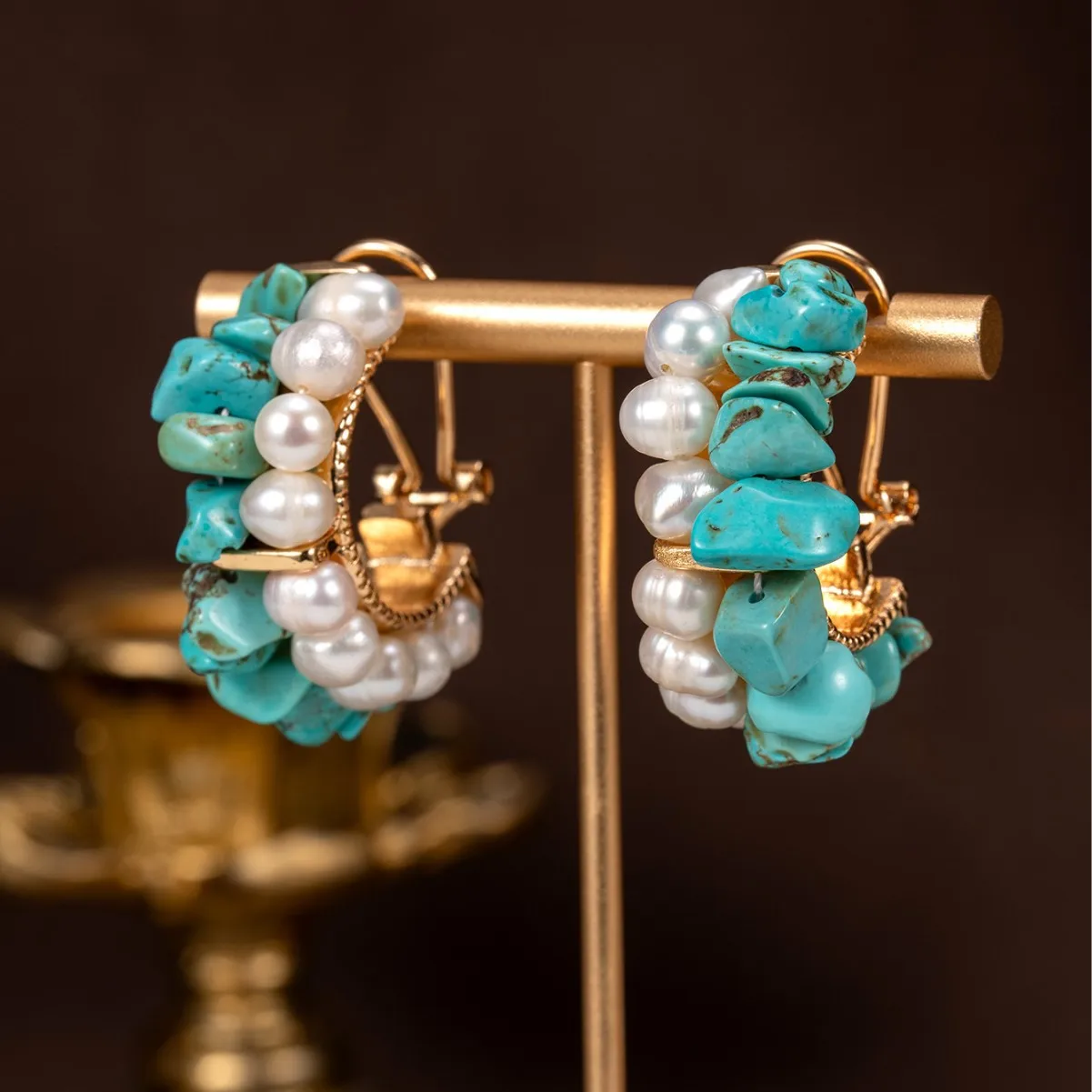 Trendy Vintage Countryside Style Turquoise Pearl Hoop Popular Temperament Earrings, Retro-style Daily Commuting Earrings
Trendy Vintage Countryside Style Turquoise Pearl Hoop Popular Temperament Earrings, Retro-style Daily Commuting Earrings