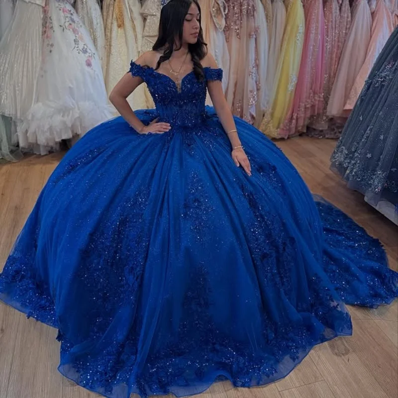 Customized royal blue powder color Quinceanera Dresses Off the Shoulder applique crystal 3D flower Vestido De 15 Quinceanera
Customized royal blue powder color Quinceanera Dresses Off the Shoulder applique crystal 3D flower Vestido De 15 Quinceanera