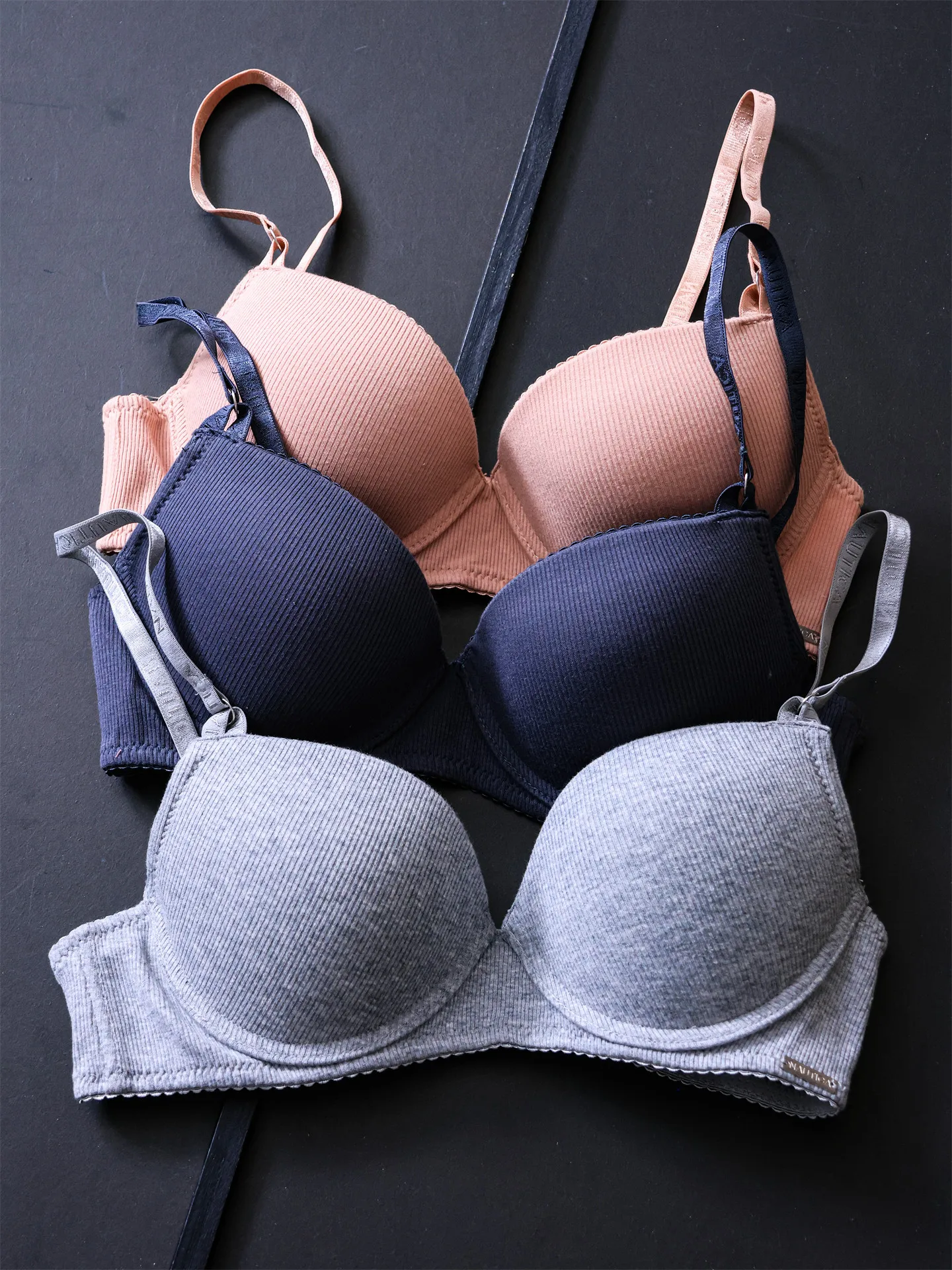 Adjustable Shoulder Strap Bra Anti-Sagging Pure Color Gathered Women's Underwear V955 Cotton Traditional Style Three Quarters...
Adjustable Shoulder Strap Bra Anti-Sagging Pure Color Gathered Women's Underwear V955 Cotton Traditional Style Three Quarters...