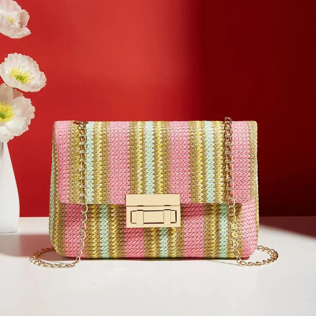Women Straw Bag Beach Summer Chain Small Purse and Handbag Straw Weave Lock Buckle Closure Simple Small Square Bag
Women Straw Bag Beach Summer Chain Small Purse and Handbag Straw Weave Lock Buckle Closure Simple Small Square Bag