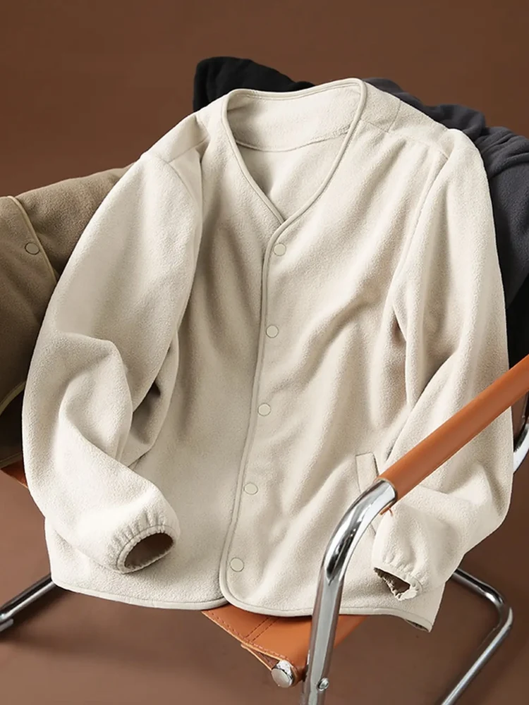 Soft Warm Double-sided Fleece V-neck Open Cardigan Jacket Autumn Winter Japanese Style Self-heating Middle Layer Outerwear
Soft Warm Double-sided Fleece V-neck Open Cardigan Jacket Autumn Winter Japanese Style Self-heating Middle Layer Outerwear
