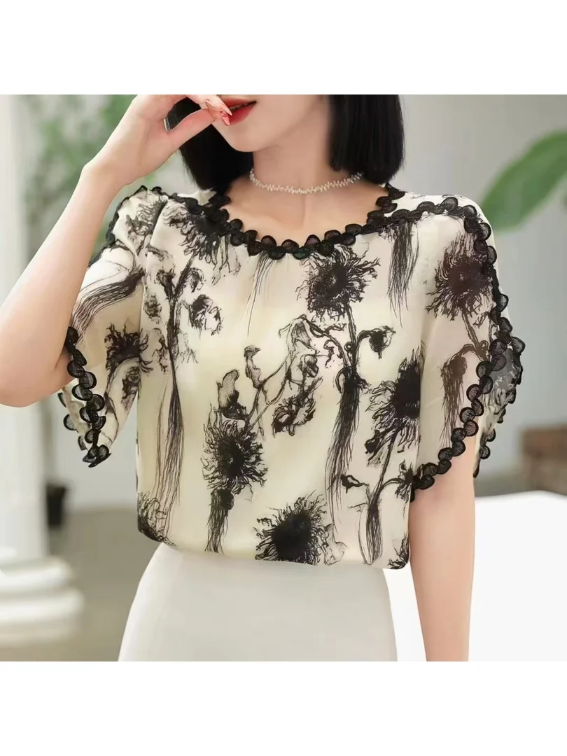 Fashionable Short Sleeve Chiffon Top with Flying Sleeves And Floral Print for Women Elegant Personality Summer Shirt
Fashionable Short Sleeve Chiffon Top with Flying Sleeves And Floral Print for Women Elegant Personality Summer Shirt